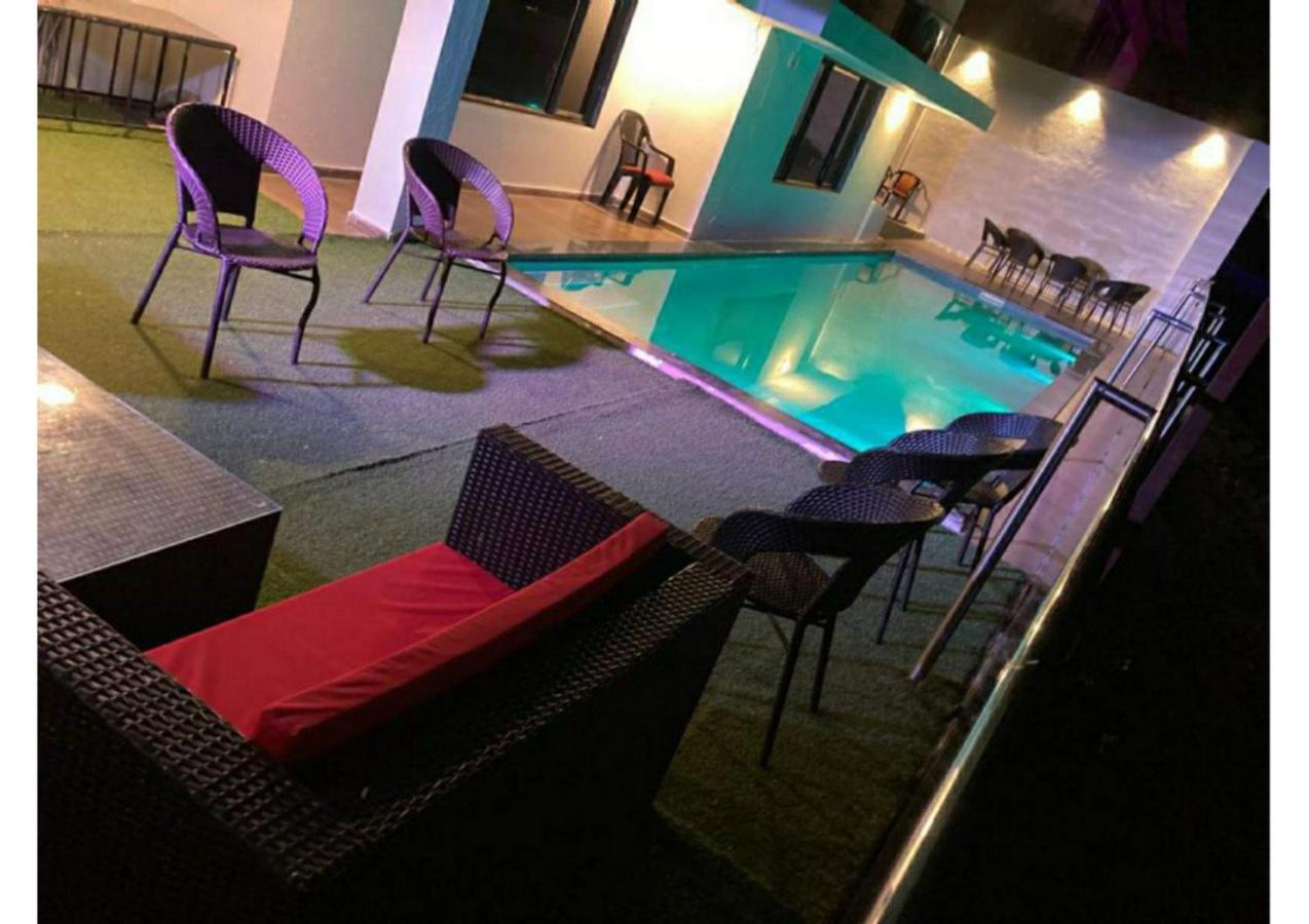 Вілла Air Infinity Casa Pool 5Bhk Ігатпурі Екстер'єр фото