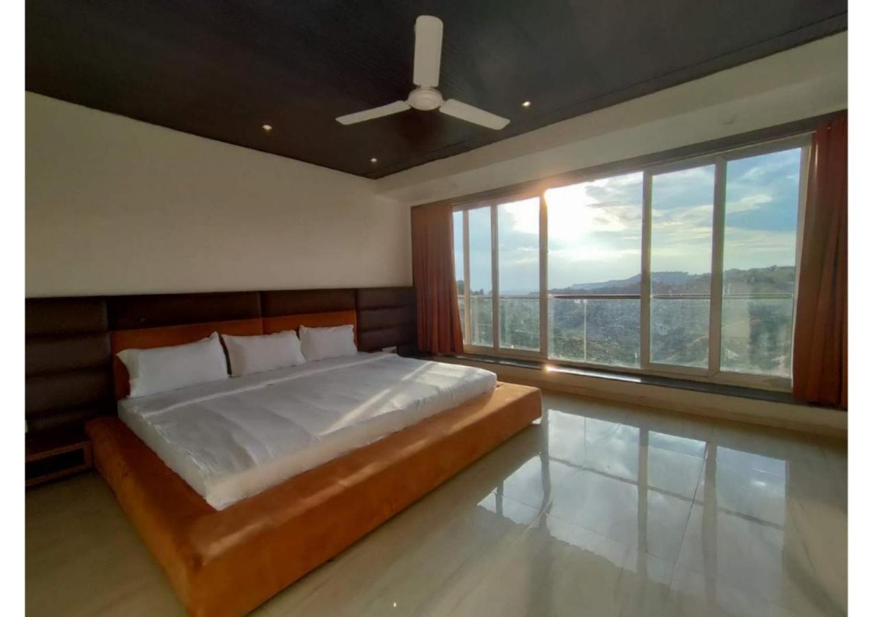 Вілла Air Infinity Casa Pool 5Bhk Ігатпурі Екстер'єр фото